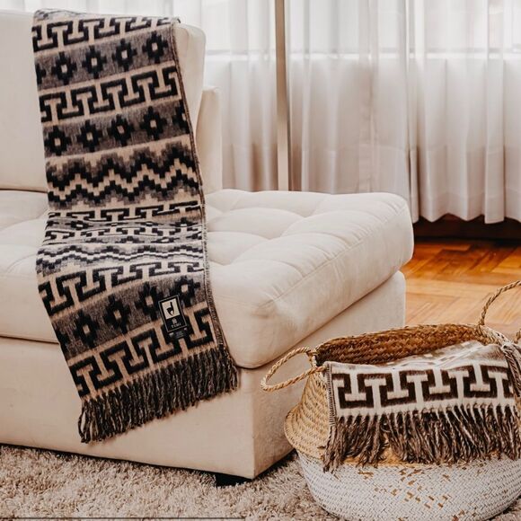Incalpaca TPX Alpaca Superfine Inca 1 Blanket Throw Geometric Aztec Peruvian - Picture 1 of 5